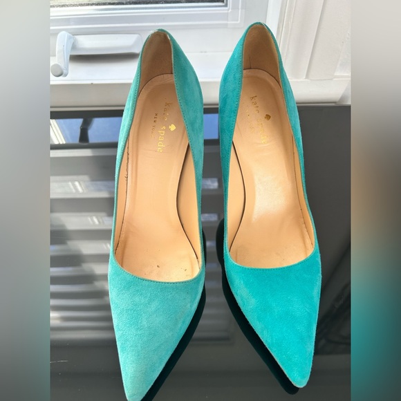 Kate Spade pump. - Picture 6 of 9